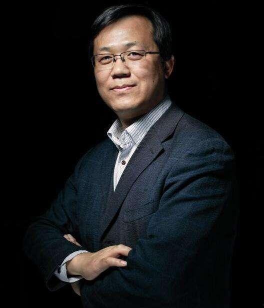 这个吃瓜进娱乐圈红了,意外踏入娱乐圈,她如何一夜爆红?